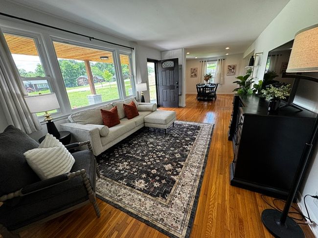 Image of 404 Kemper Dr N