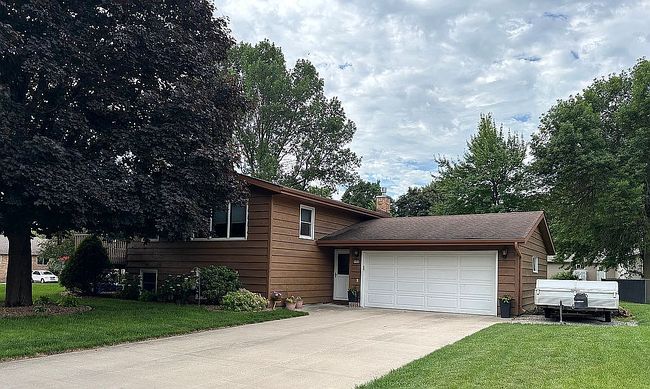 Photo of 809 9th Ave Nw, Waseca, MN
