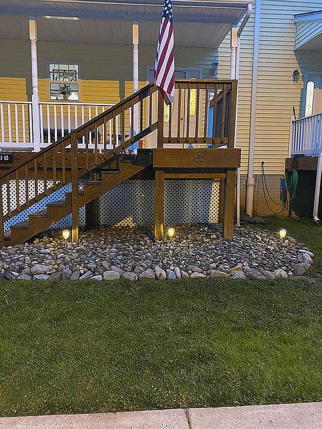Photo of 135 N Main St