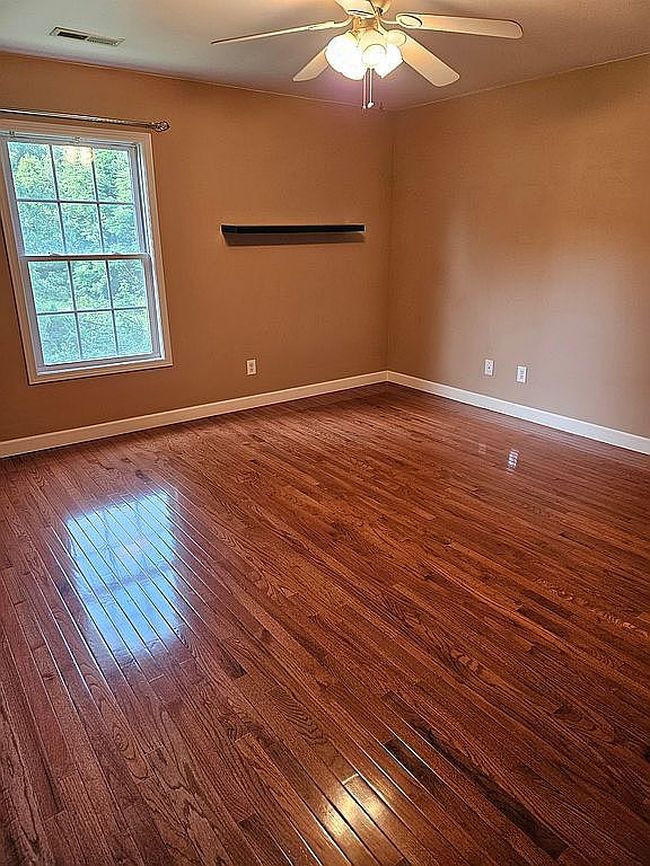 Photo of 4000 Deep Creek Dr, Madisonville, KY