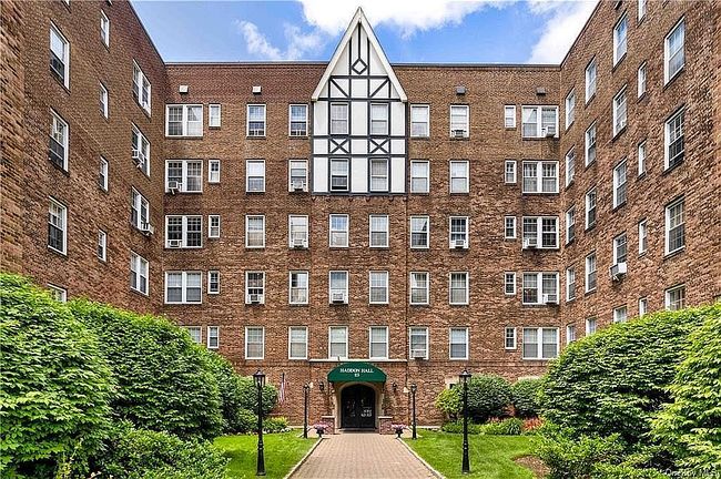 Photo of 25 Parkview Ave Apt 6L, Yonkers, NY