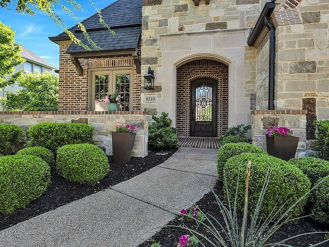 Additional photo 2 of property located at 8720 Canyon Xing