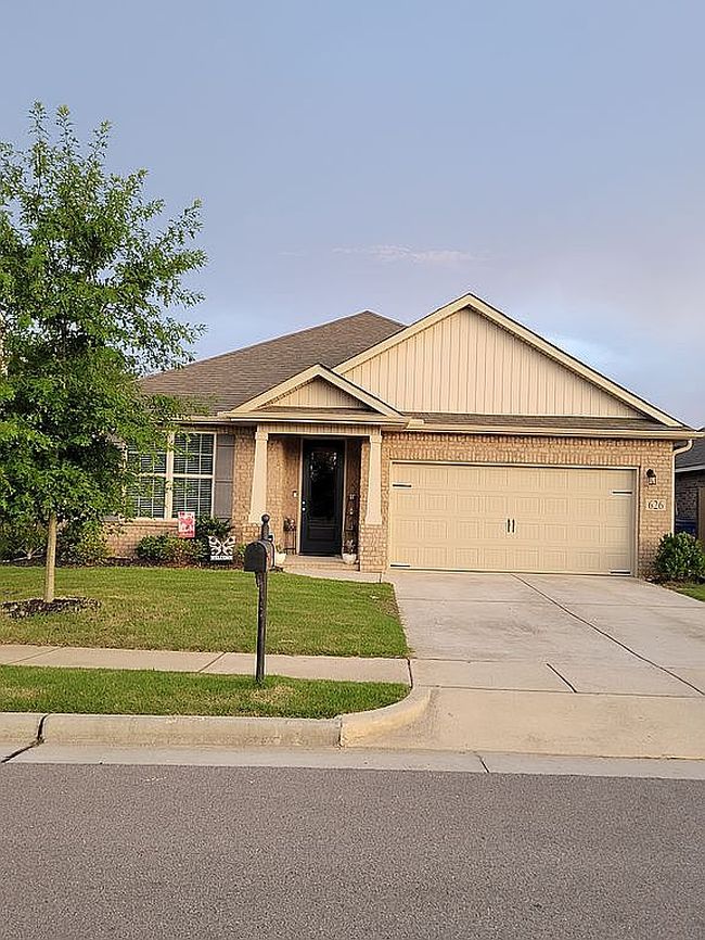 Photo of 626 Magnolia Place Ln Sw, Hartselle, AL