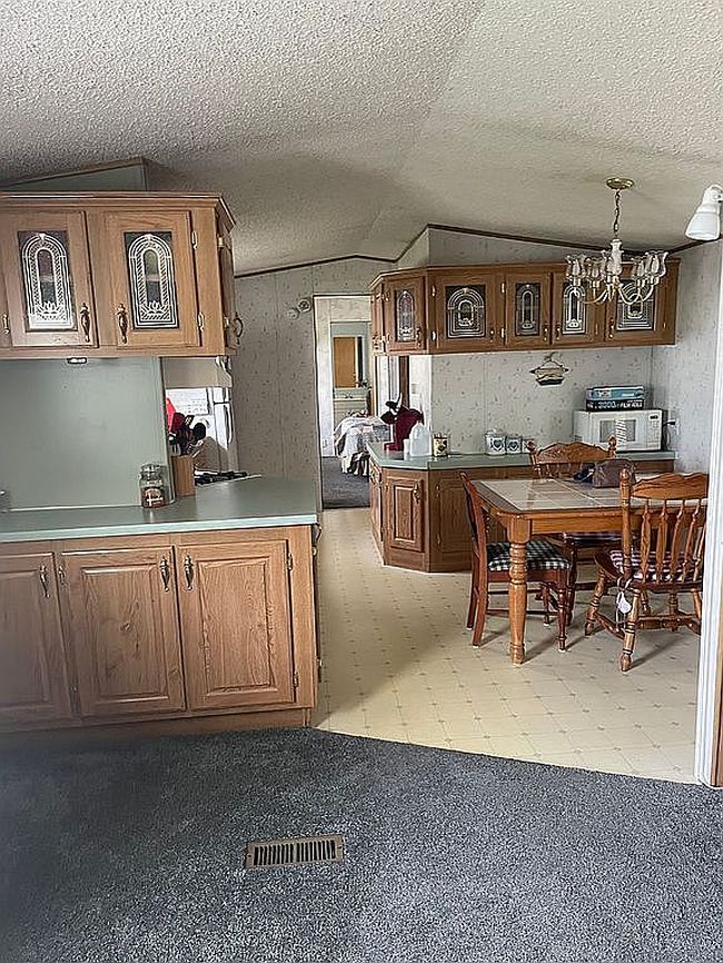 Photo of 26 Larraine Dr, Pittsburgh, PA