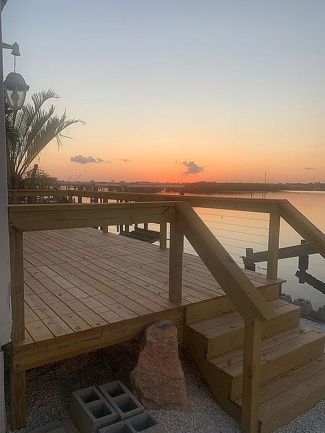 Photo of 4601 Harbor Lights Dr, Saint Petersburg, FL