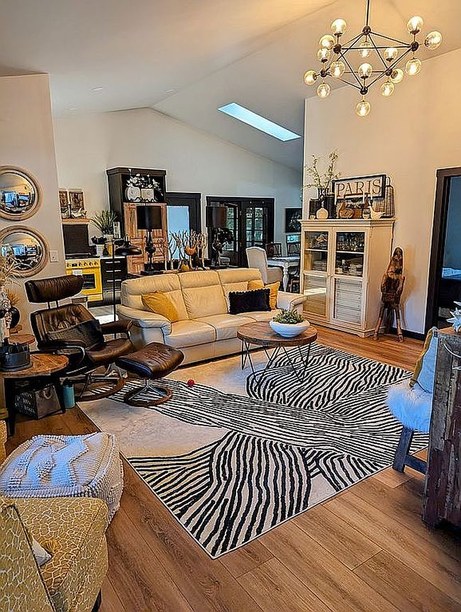 Image of 1330 California Dr