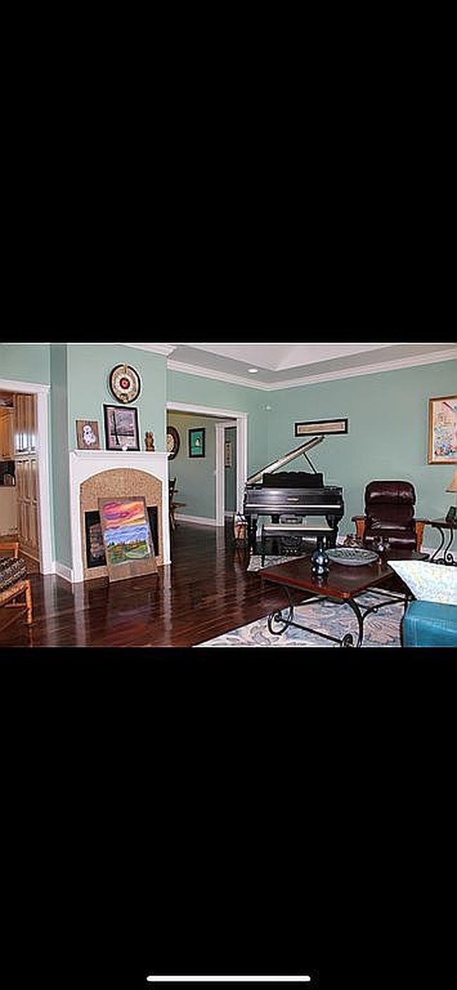 Image of 3645 Dean Rd Ne