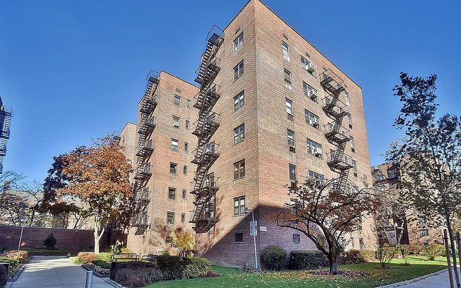 Photo of 13925 31st Rd, Flushing, NY