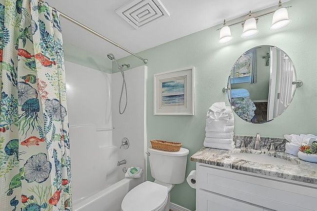 Additional photo 1 of property located at 645 Plantation Rd #6306