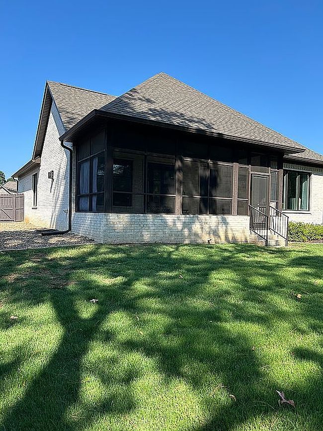 Photo of 255 Arlington Park Dr, Hot Springs, AR