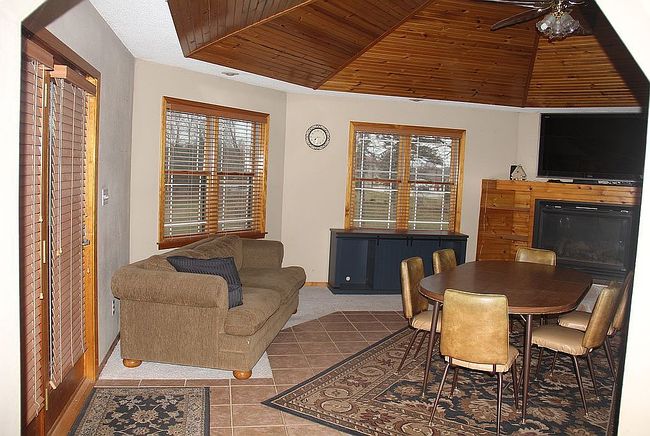 Image of 1167 3rd St S
