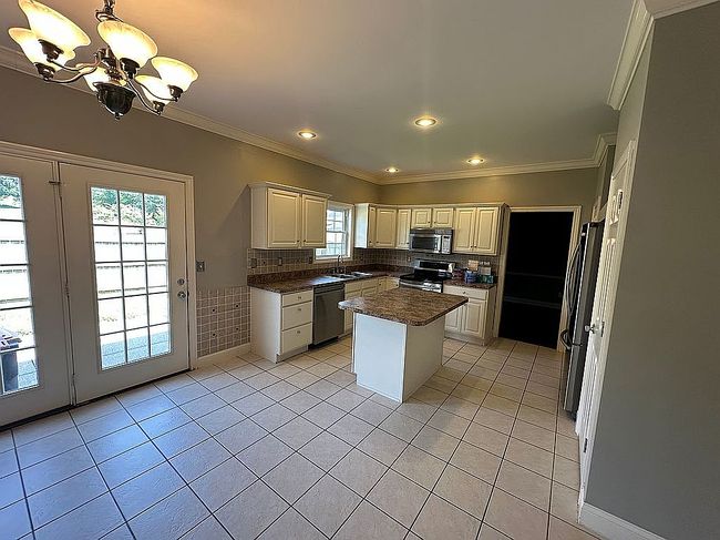 Photo of 4500 Clint Cir, Newburgh, IN