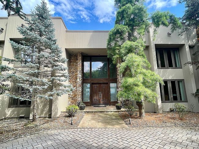 Photo of 142 Deer Run, Green Brook, NJ