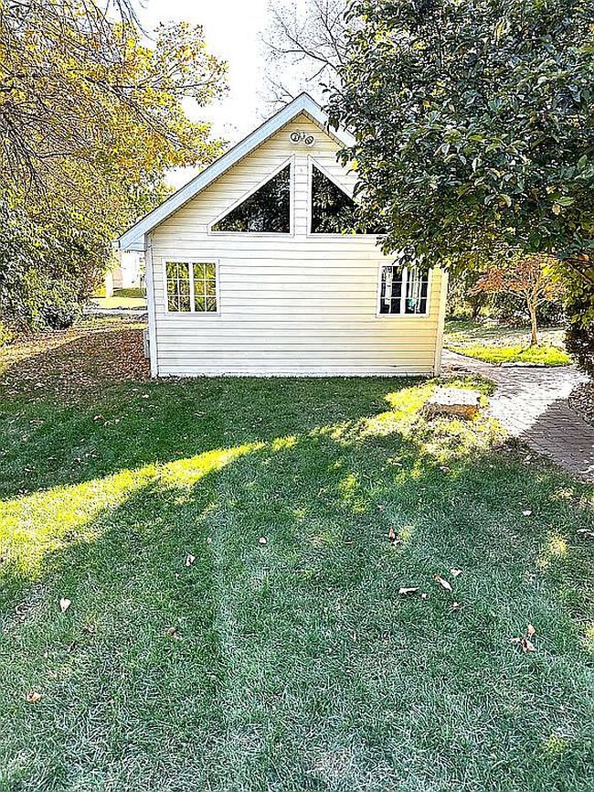 Photo of 500 E Washington St, Mount Pleasant, IA