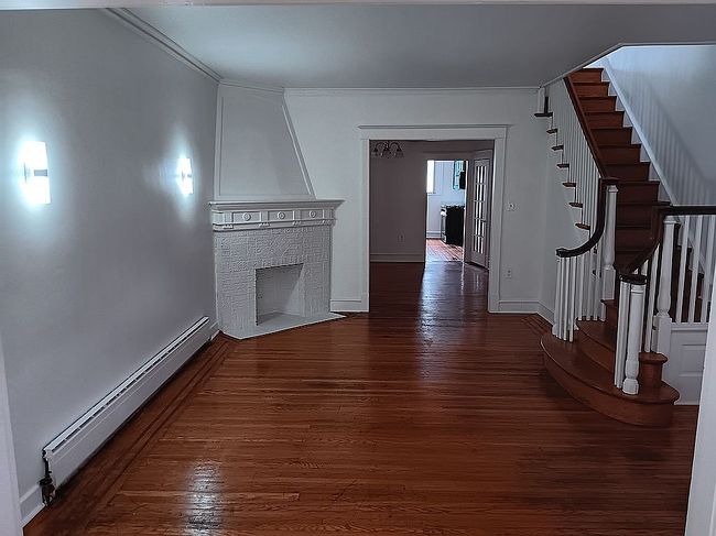 Additional photo 3 of property located at 6555 Windsor St