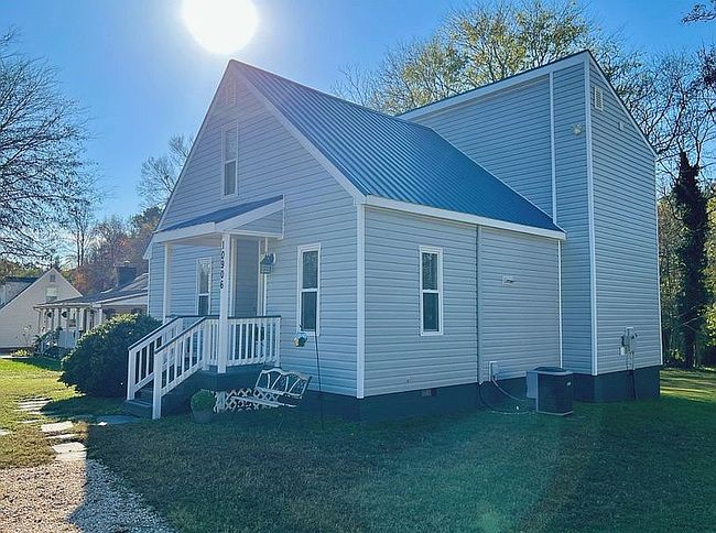 Photo of 10906 Timonium Dr, Chester, VA