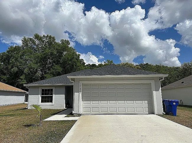 Photo of 1737 N Lakewood Ave, Ocoee, FL