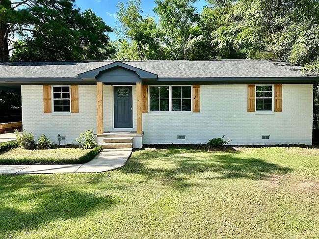 Photo of 107 Cedar St, Petal, MS