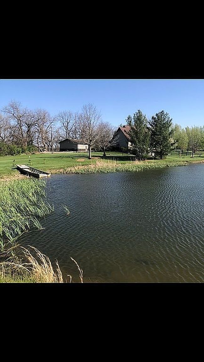 Photo of 146 Cherokee Rd, Macomb, IL