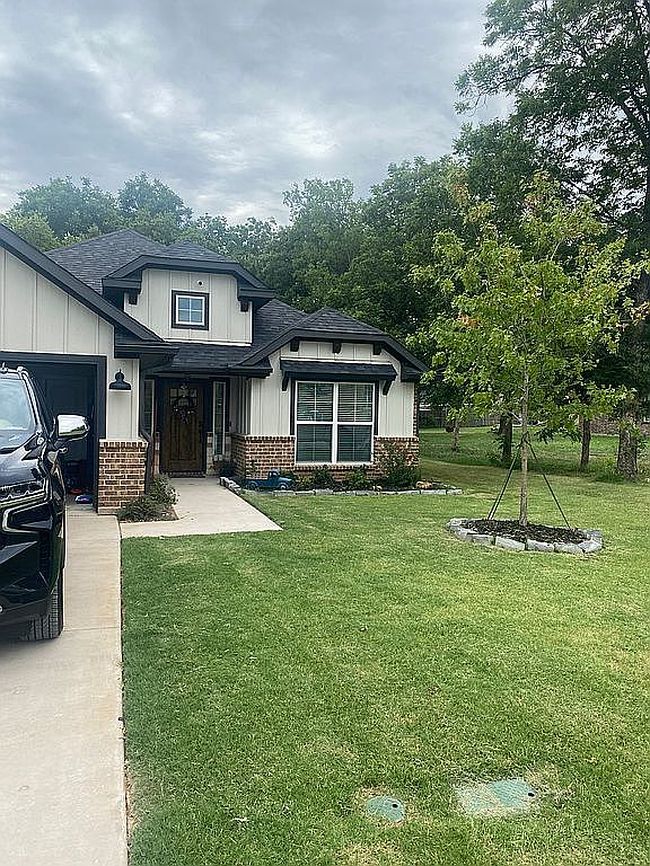 Photo of 207 Newton St, Valley View, TX