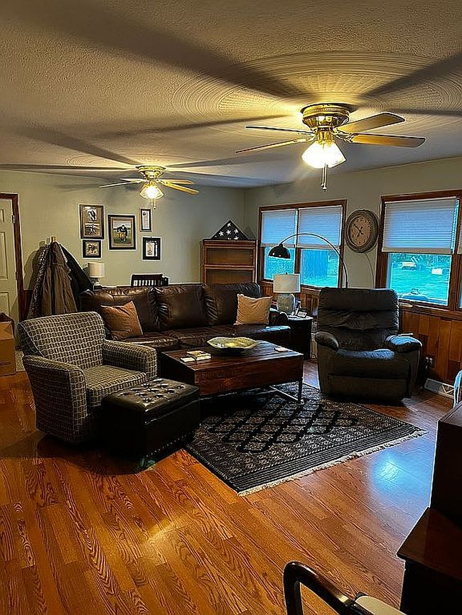 Photo of 2212 Celestial Dr Ne, Warren, OH