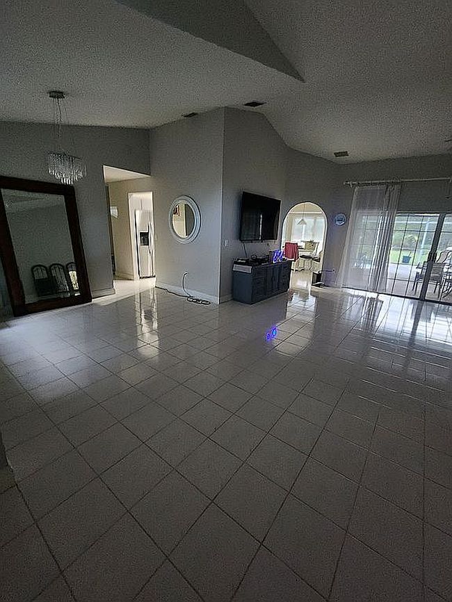 Image of 619 Jackson Ave