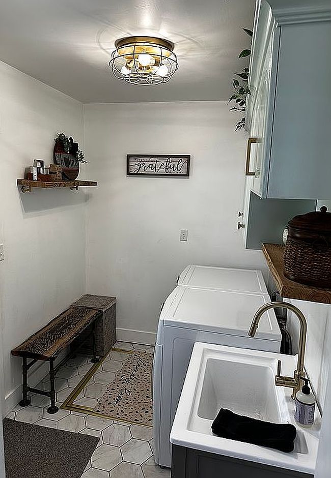 Image of 114 W Pearl St