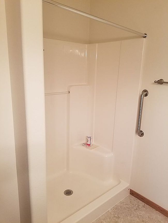 Photo of 611 2nd St Nw, Dilworth, MN