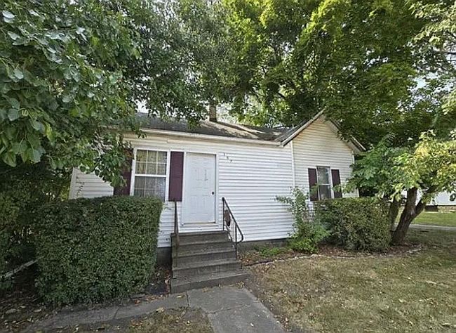 Photo of 157 S Center St, Joliet, IL