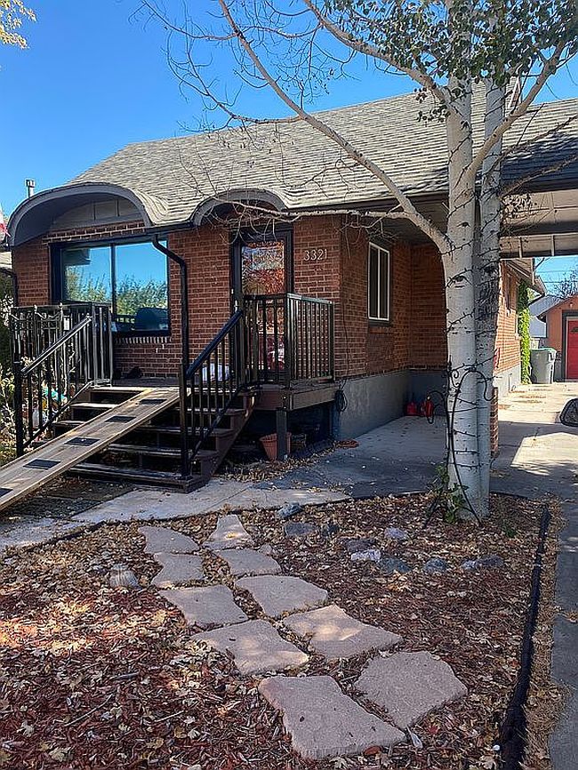 Image of 3321 Cribbon Ave