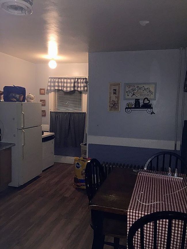 Image of 129 1st St