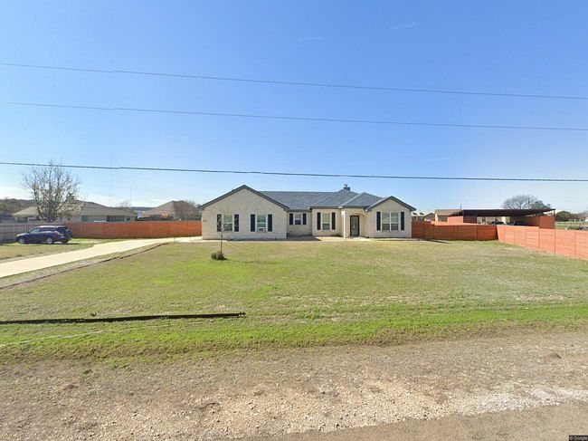 Photo of 9812 Southshore Dr, Salado, TX
