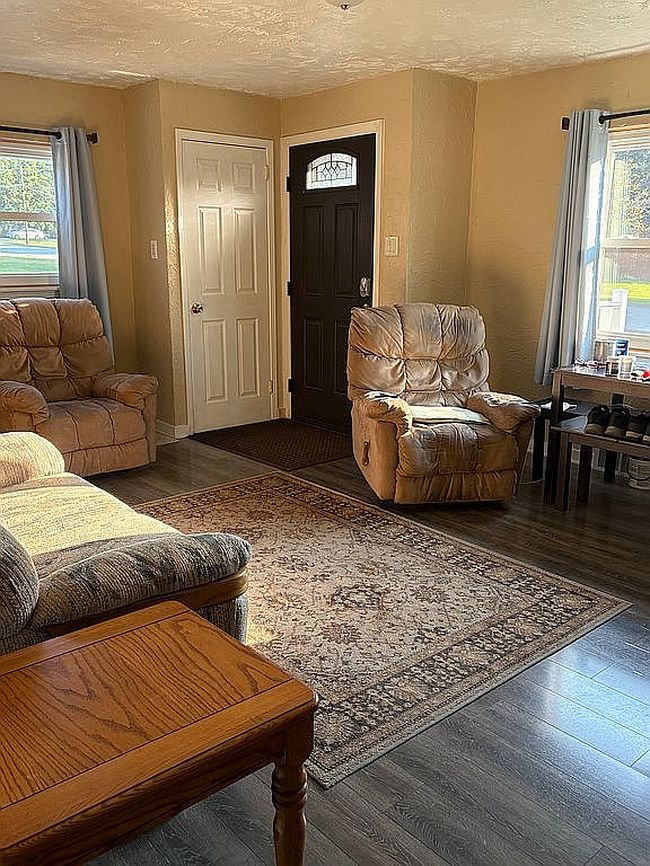 Photo of 1524 Longview Dr, Latrobe, PA