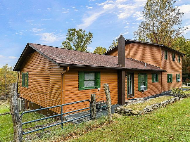 Photo of 540 Duncan Creek Rd, Fletcher, NC