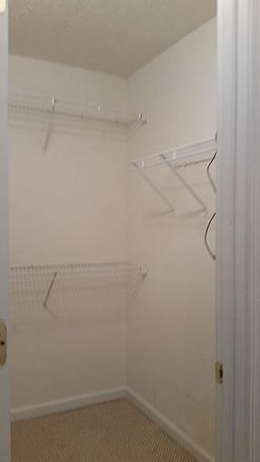 Additional photo 3 of property located at 5074 Leeshire Trce