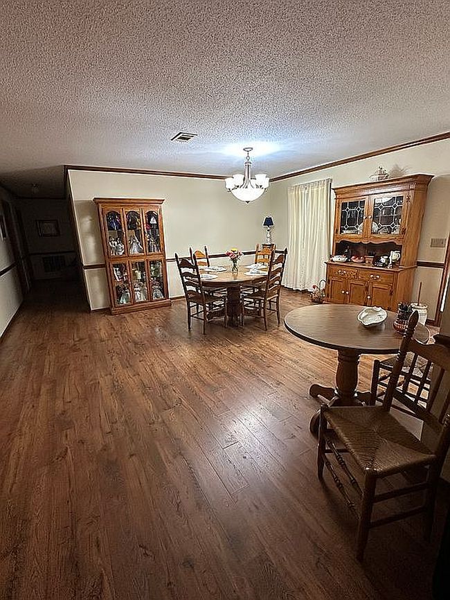 Photo of 861 Saddle Cir, Waycross, GA