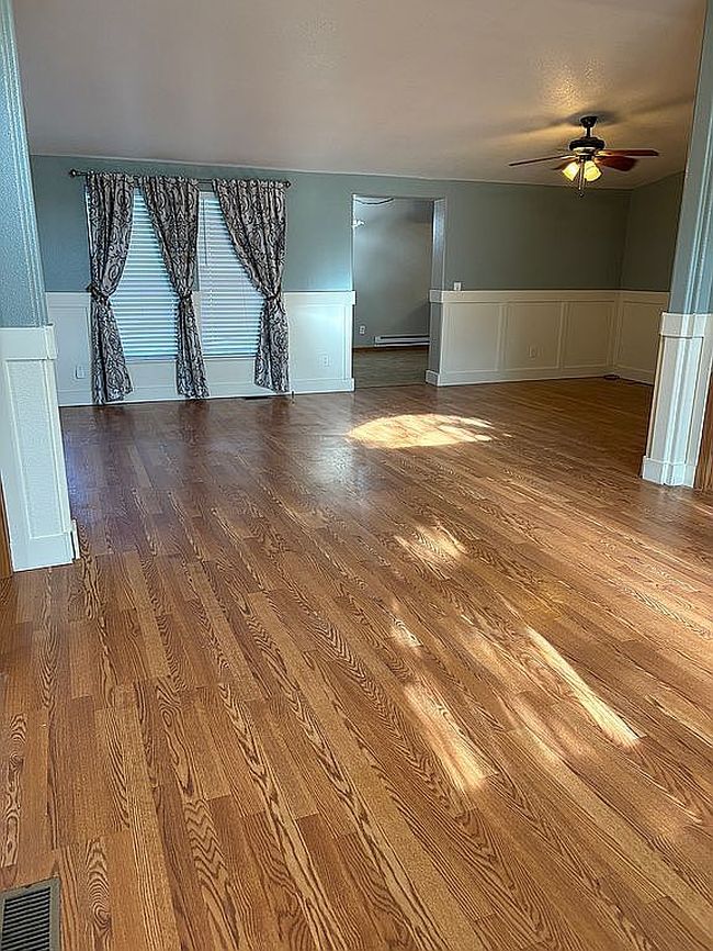 Photo of 1802 E M St, Torrington, WY