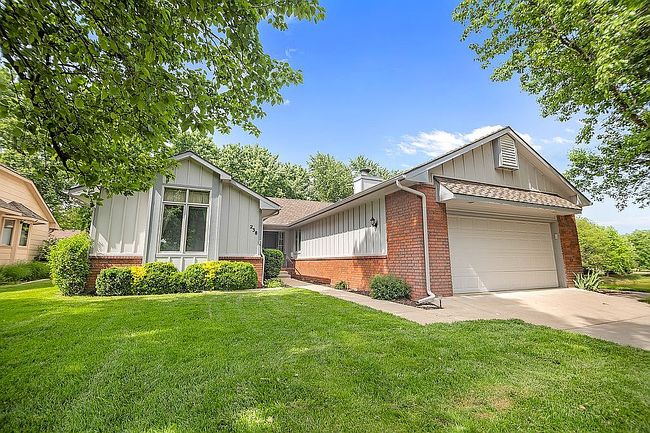 Photo of 238 N Mesa St, Wichita, KS
