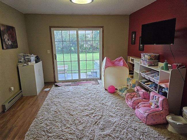 Photo of 120 7th St N, Carrington, ND