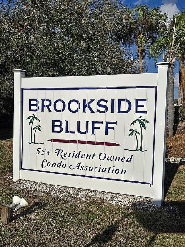 Photo of 7741 Brookside Way Unit 165, Zolfo Springs, FL