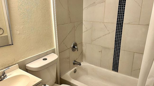 Photo of 7944 India Ave, Jacksonville, FL