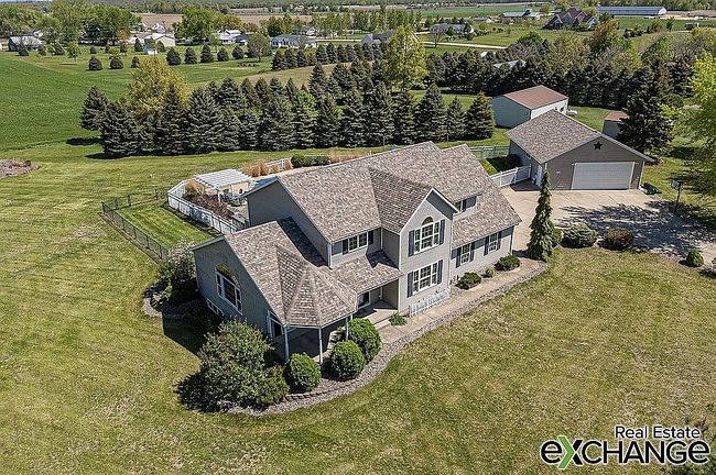 Image of 2587 282nd Ave