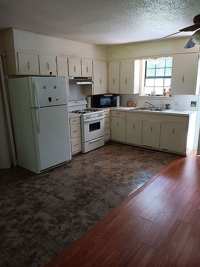 Image of 681 Dallas Rd #113