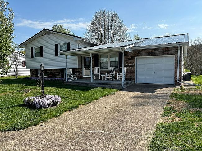 Image of 1888 Stivers Ave