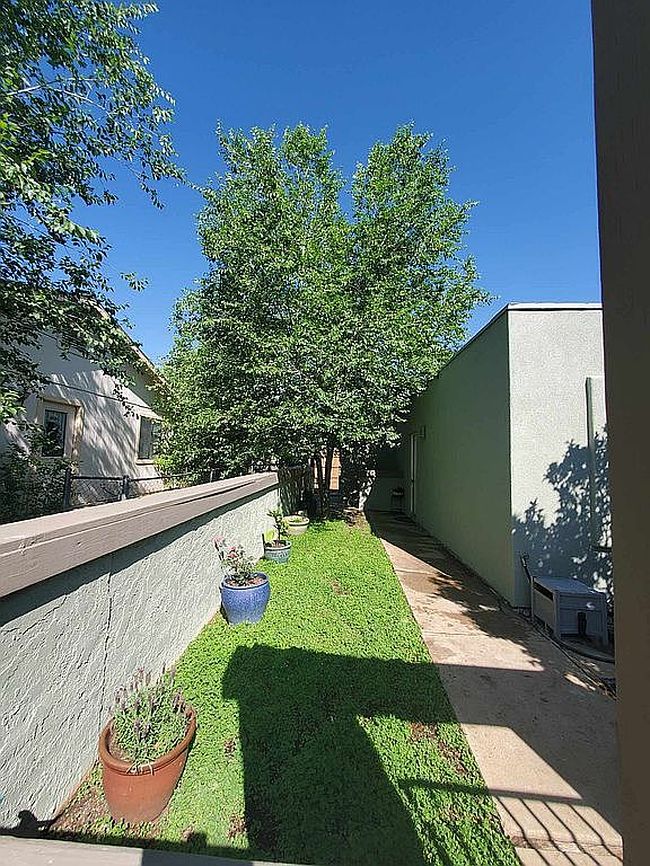 Image of 3160 N Corrine Dr
