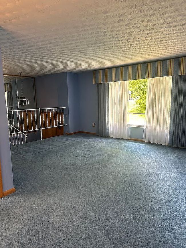 Photo of 2835 Jackson Ave, Ashland, KY