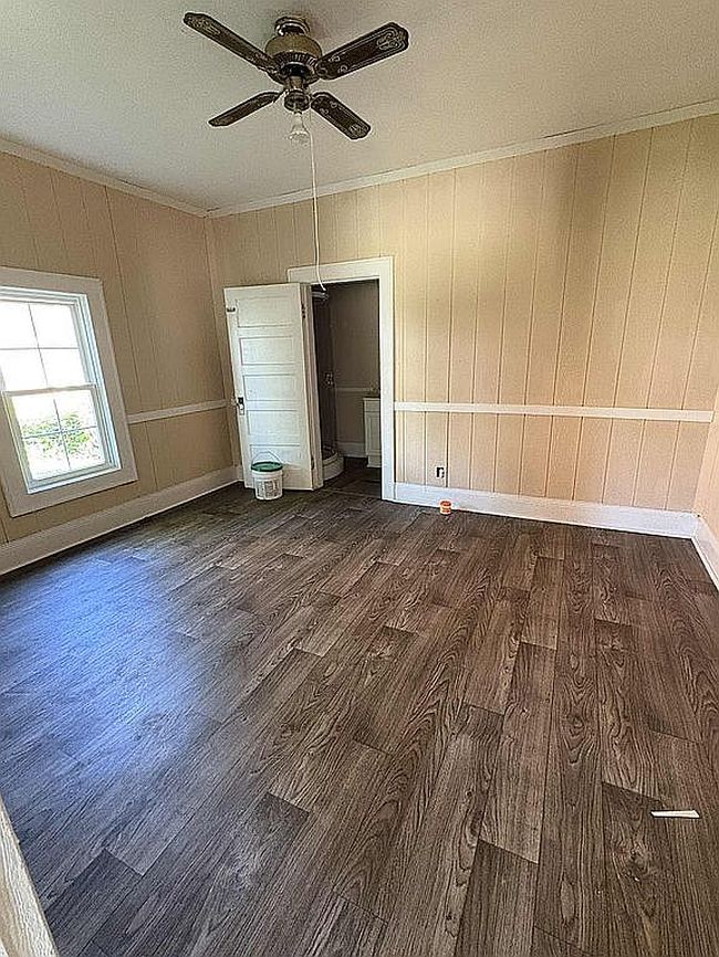 Photo of 303 E Washington St, Glasgow, KY