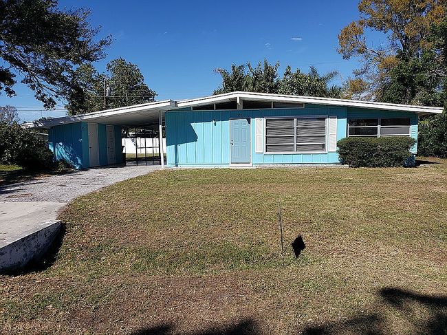 Image of 301 Pine Tree Rd