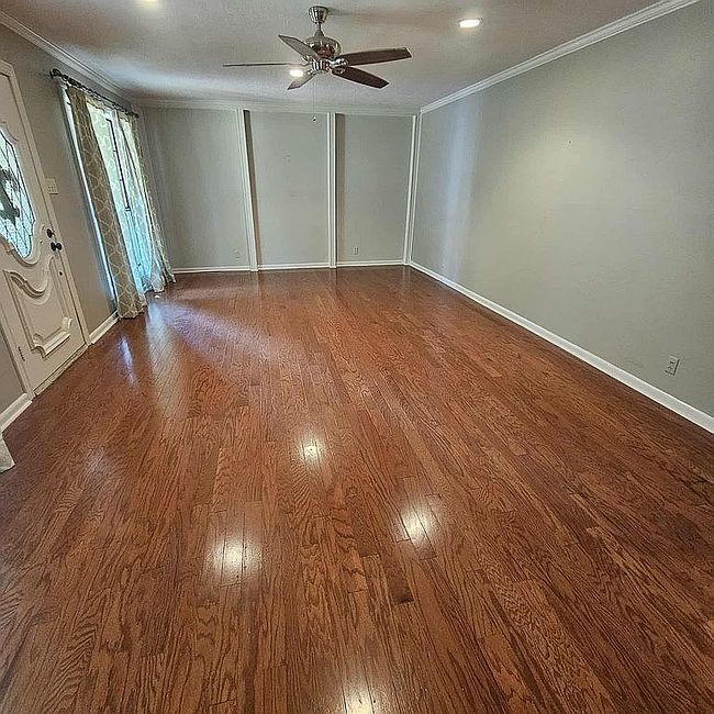 Additional photo 2 of property located at 1512 Gordon Dr