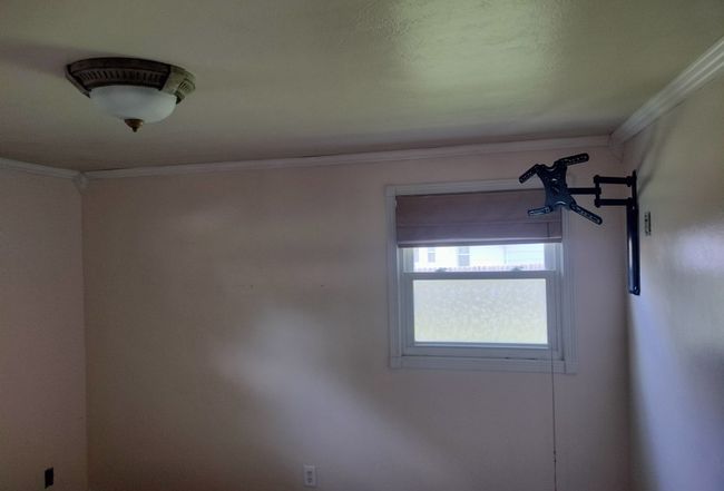 Additional photo 1 of property located at 1618 Nancy Ave